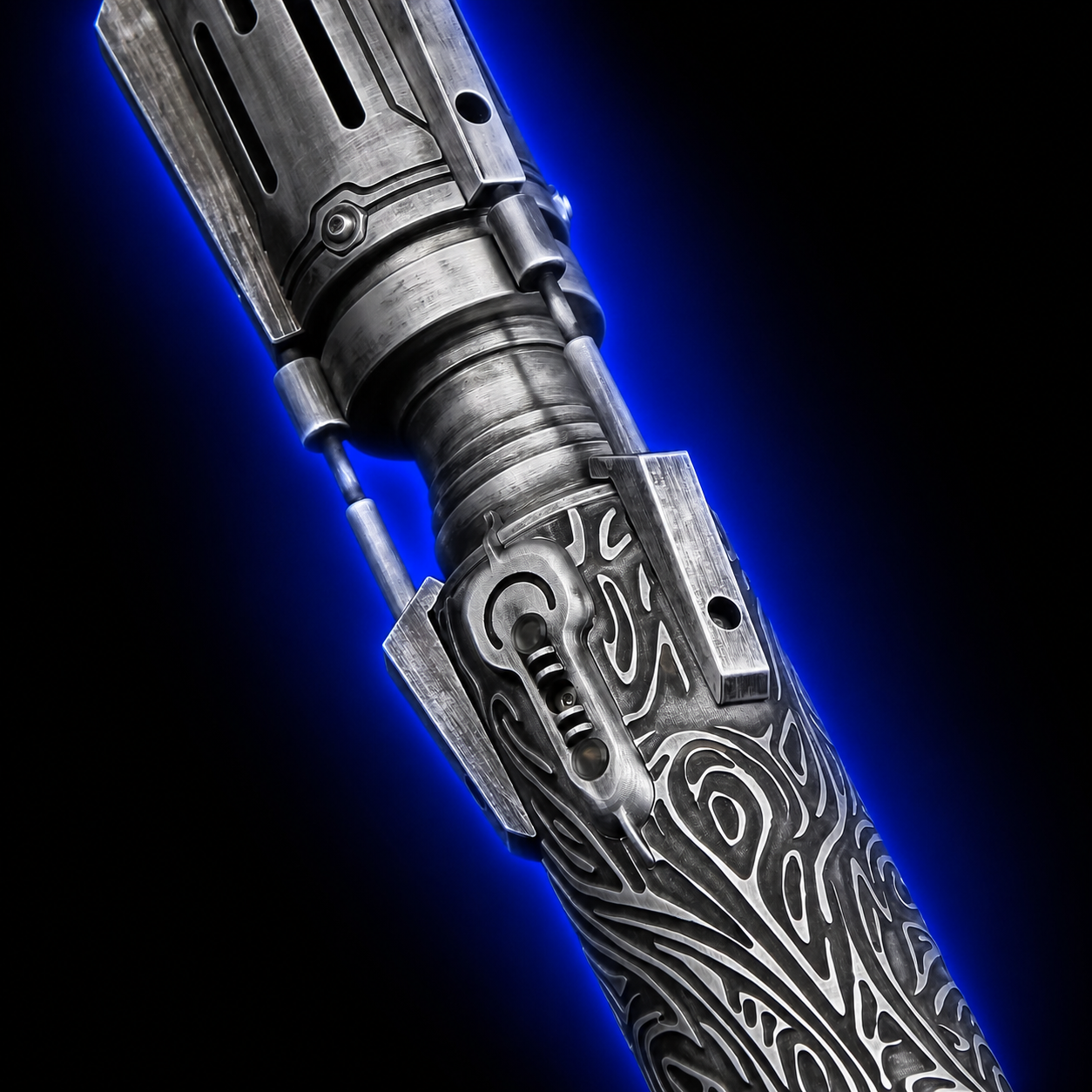 Satele B2