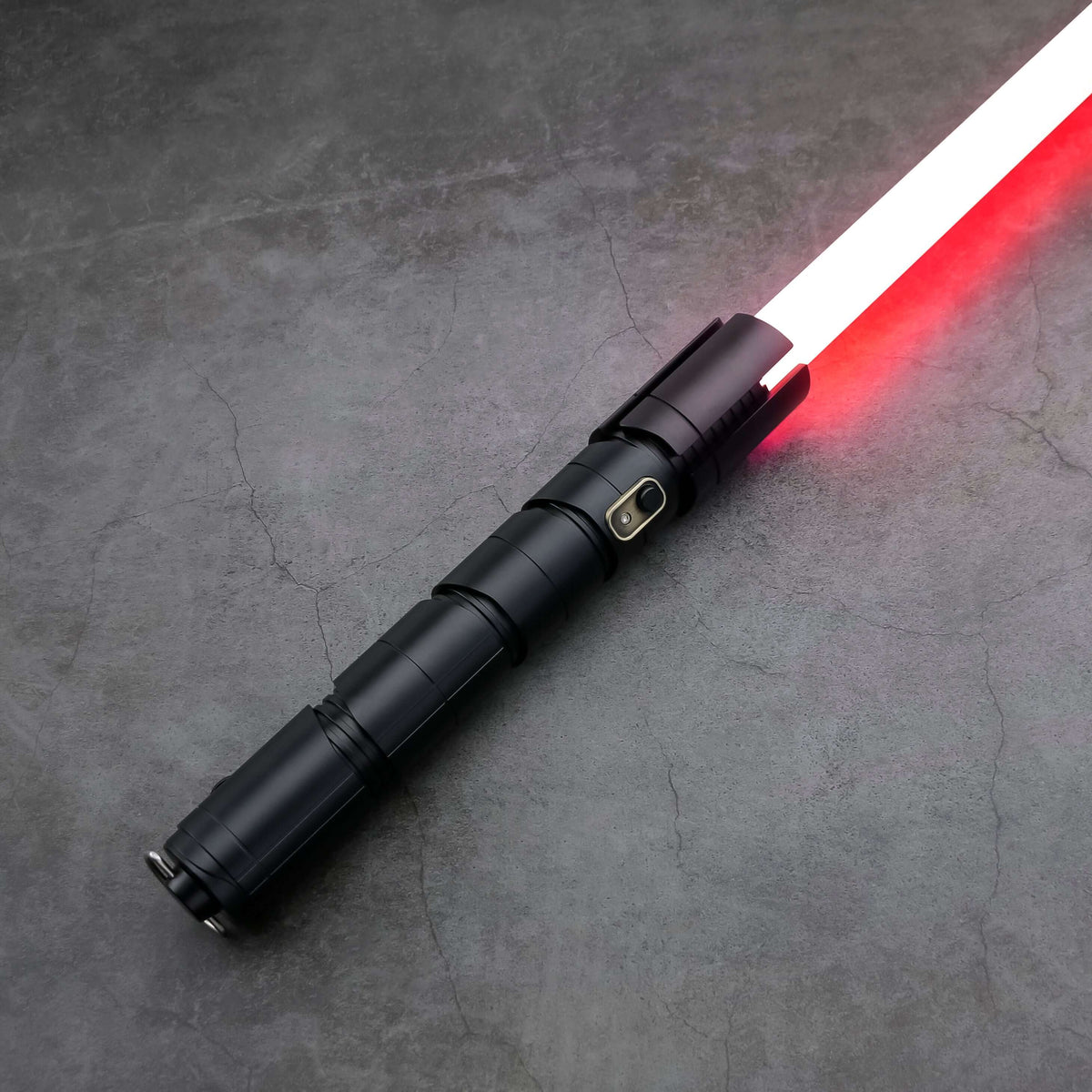 Qimir Lightsaber SE | The Stranger's lightsaber